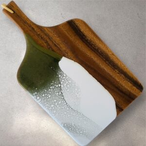 Walnut Dark Olive Green/White (15" x 9") Serving Board